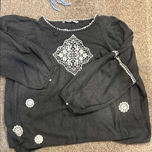 Zara Charcoal Top with Ivory Trim